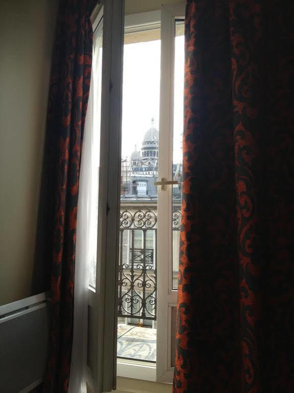 Villa Montmartre Paris Bagian luar foto